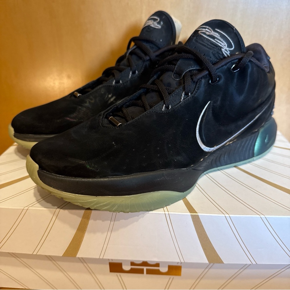 *Barely used* Nike LeBron 21 XXI Tahitian Mens Basketball Shoes Sz 13 FB2238-001